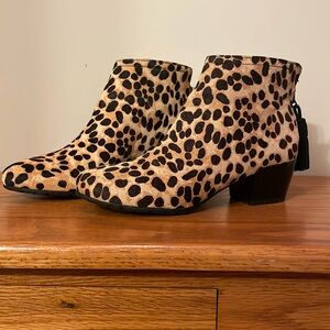 Kenneth Cole Reaction animal print booties